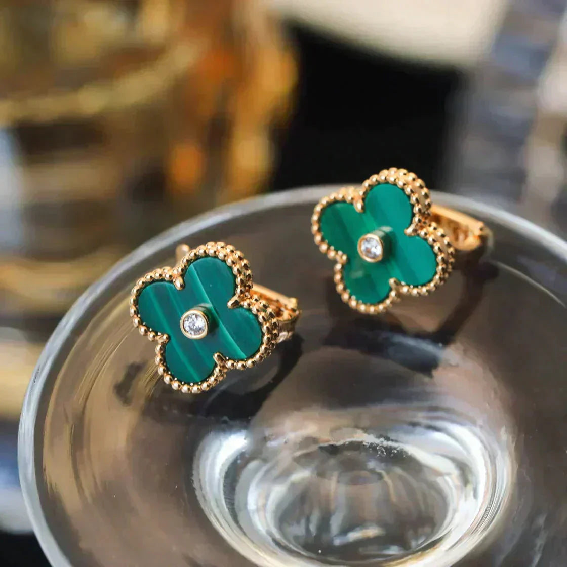 [OAK JURI]CLOVER MEDIUM 1 MOTIFS MALACHITE DIAMOND EARRINGS