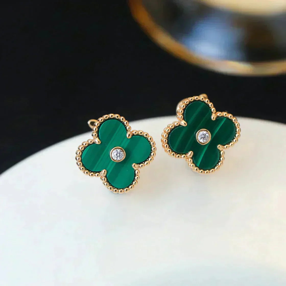 [OAK JURI]CLOVER MEDIUM 1 MOTIFS MALACHITE DIAMOND EARRINGS