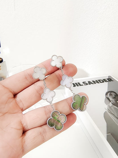 [OAK JURI]CLOVER 3 MOTIFS CHALCEDONY DARK MOP SILVER EARRINGS