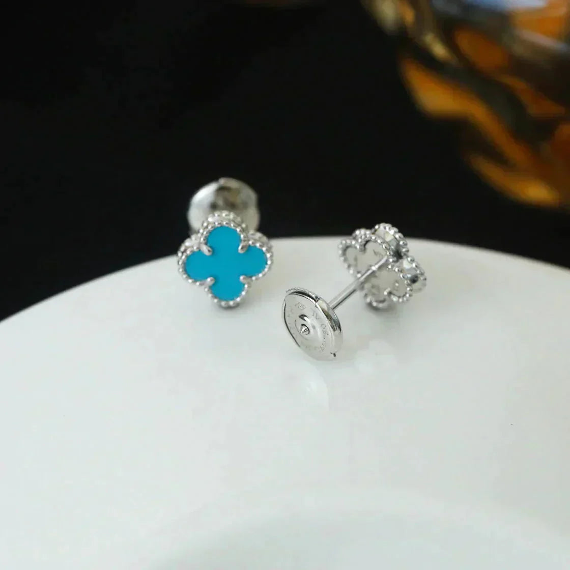 [OAK JURI]CLOVER MINI 9.5MM ONYX STUD EARRINGS SILVER