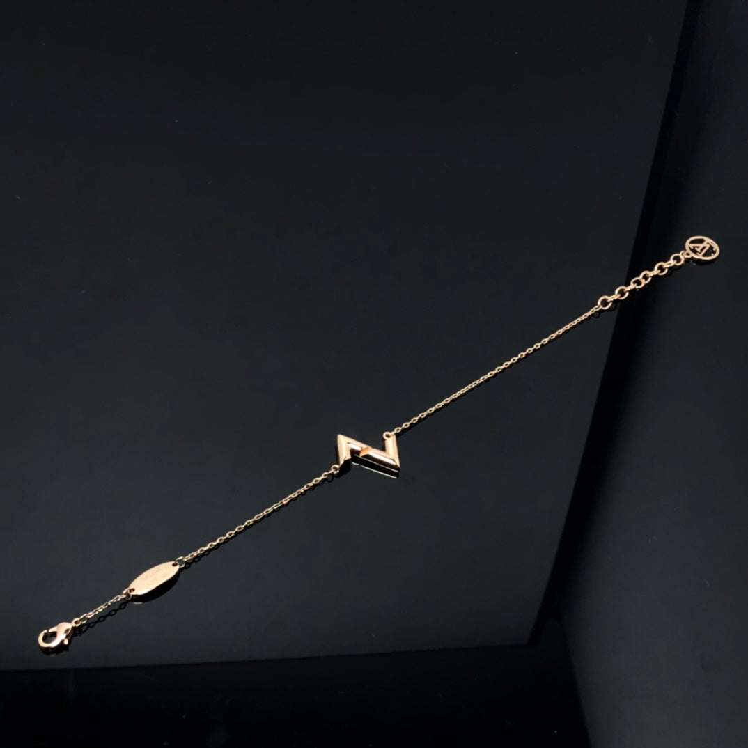 [OAK JURI]VOLT LV LOGO BRACELET