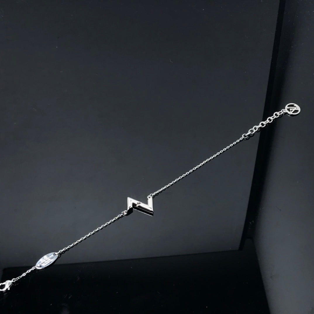 [OAK JURI]VOLT LV LOGO BRACELET