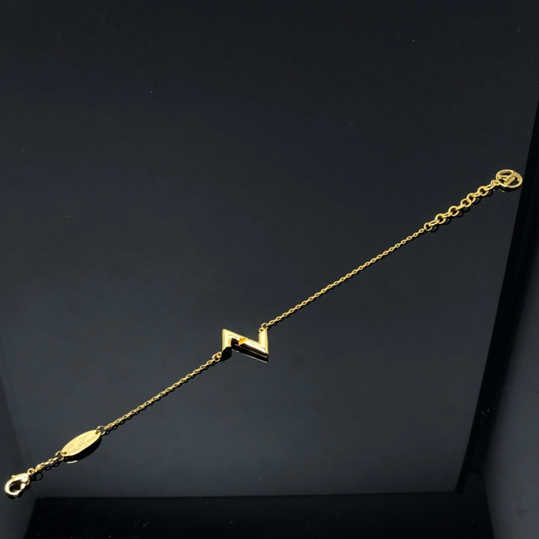 [OAK JURI]VOLT LV LOGO BRACELET