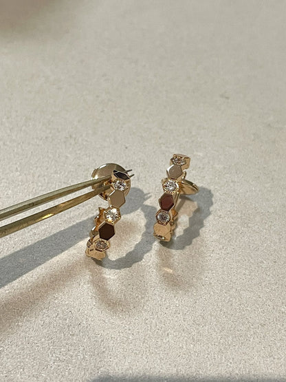 [OAK JURI]Hollow Design Four-Leaf Clover Flower Shape Ring