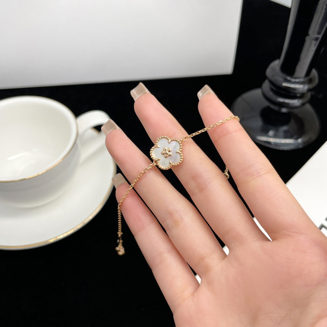 [OAK JURI]LUCKY SPRING ROSE GOLD MOP BRACELET