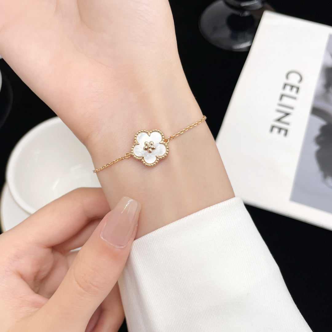 [OAK JURI]LUCKY SPRING ROSE GOLD MOP BRACELET