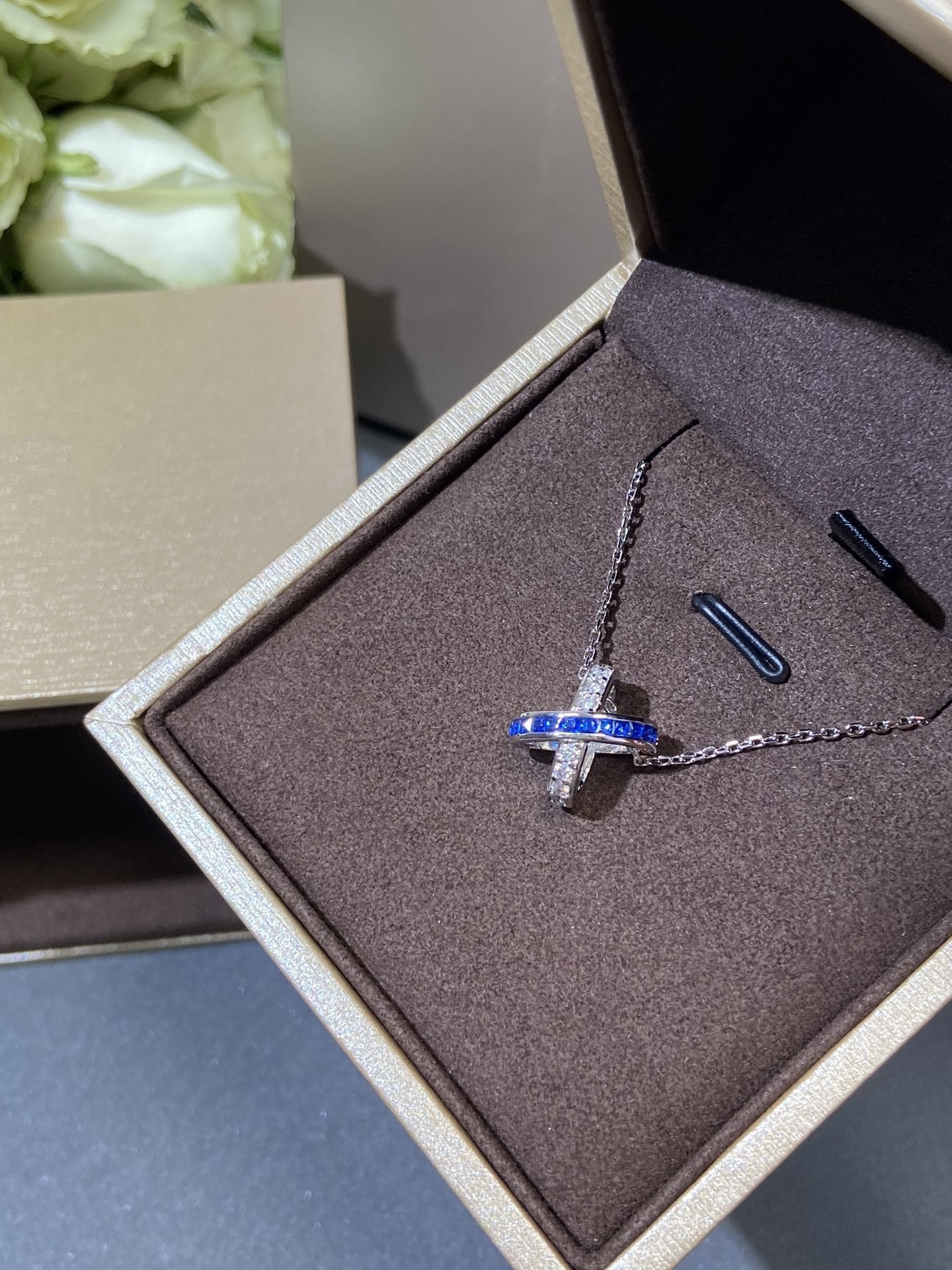 [OAK JURI]LIENS DIAMOND SILVER NECKLACE