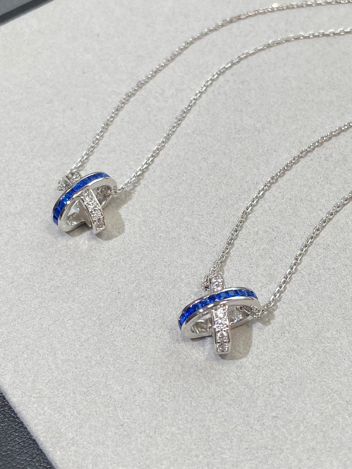[OAK JURI]LIENS DIAMOND SILVER NECKLACE