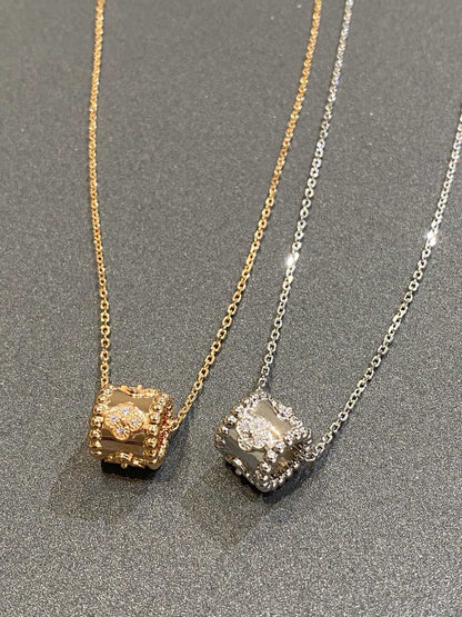 [OAK JURI]PERLEE PEDANT SIVLER DIAMOND NECKLACE