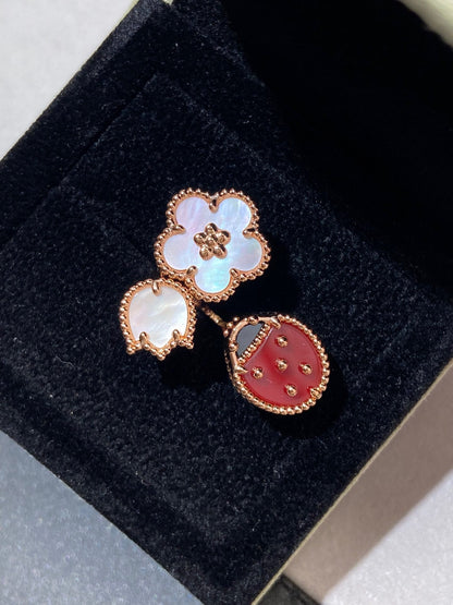 [OAK JURI]LUCKY 3 MOTIF ROSE GOLD RING