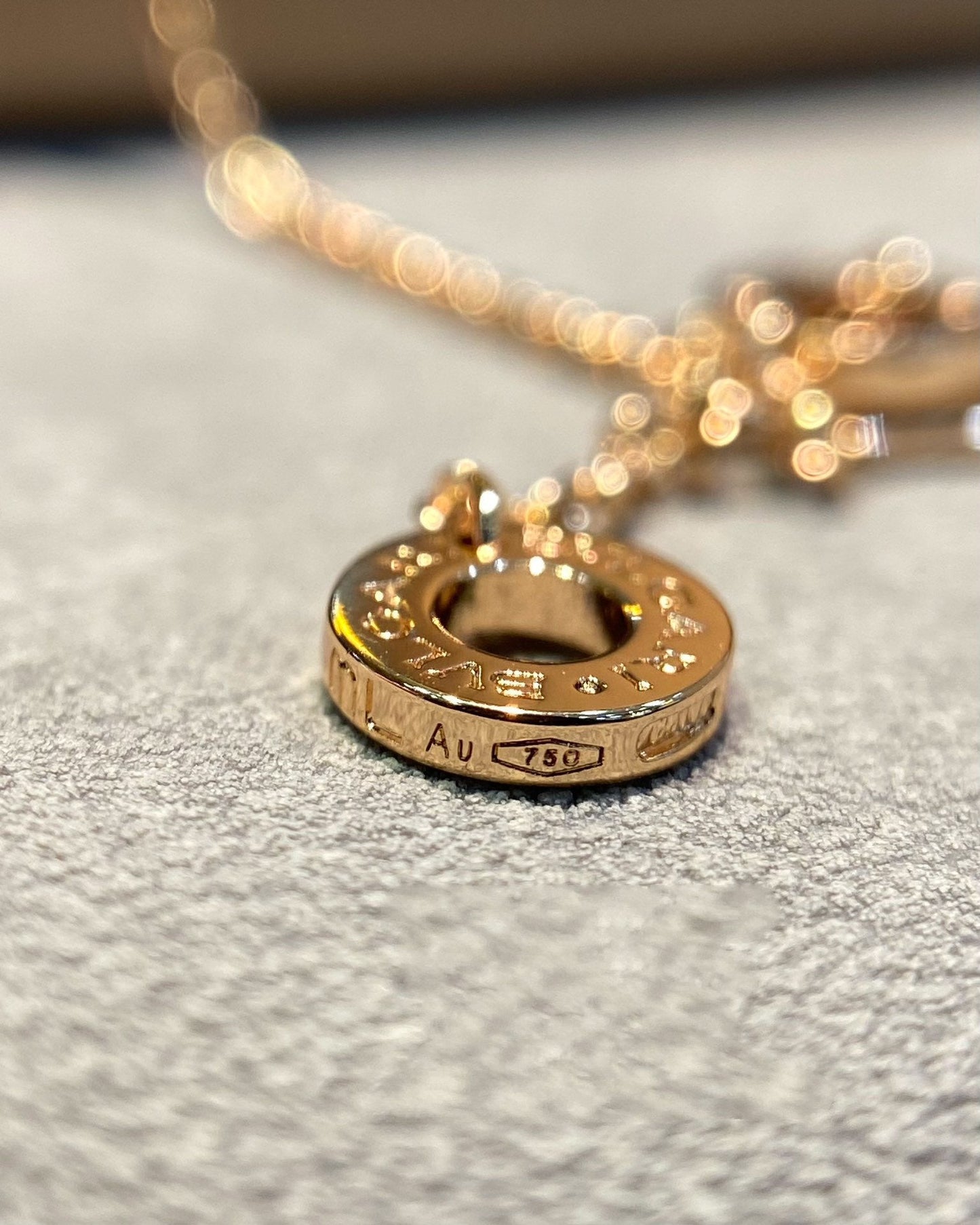 [OAK JURI]DREAM MALACHITE DIAMOND PAVED PINK GOLD NECKLACE