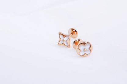 [OAK JURI]STAR AND SUN PINK GOLD MOP STUD EARRINGS