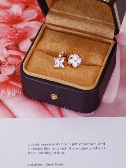 [OAK JURI]STAR AND SUN PINK GOLD MOP STUD EARRINGS