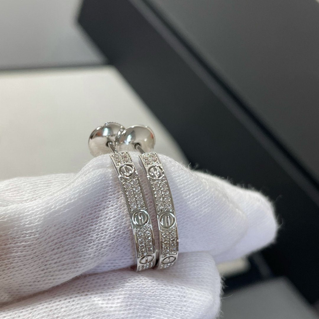 [OAK JURI]LOVE DIAMOND SILVER HOOP EARRINGS