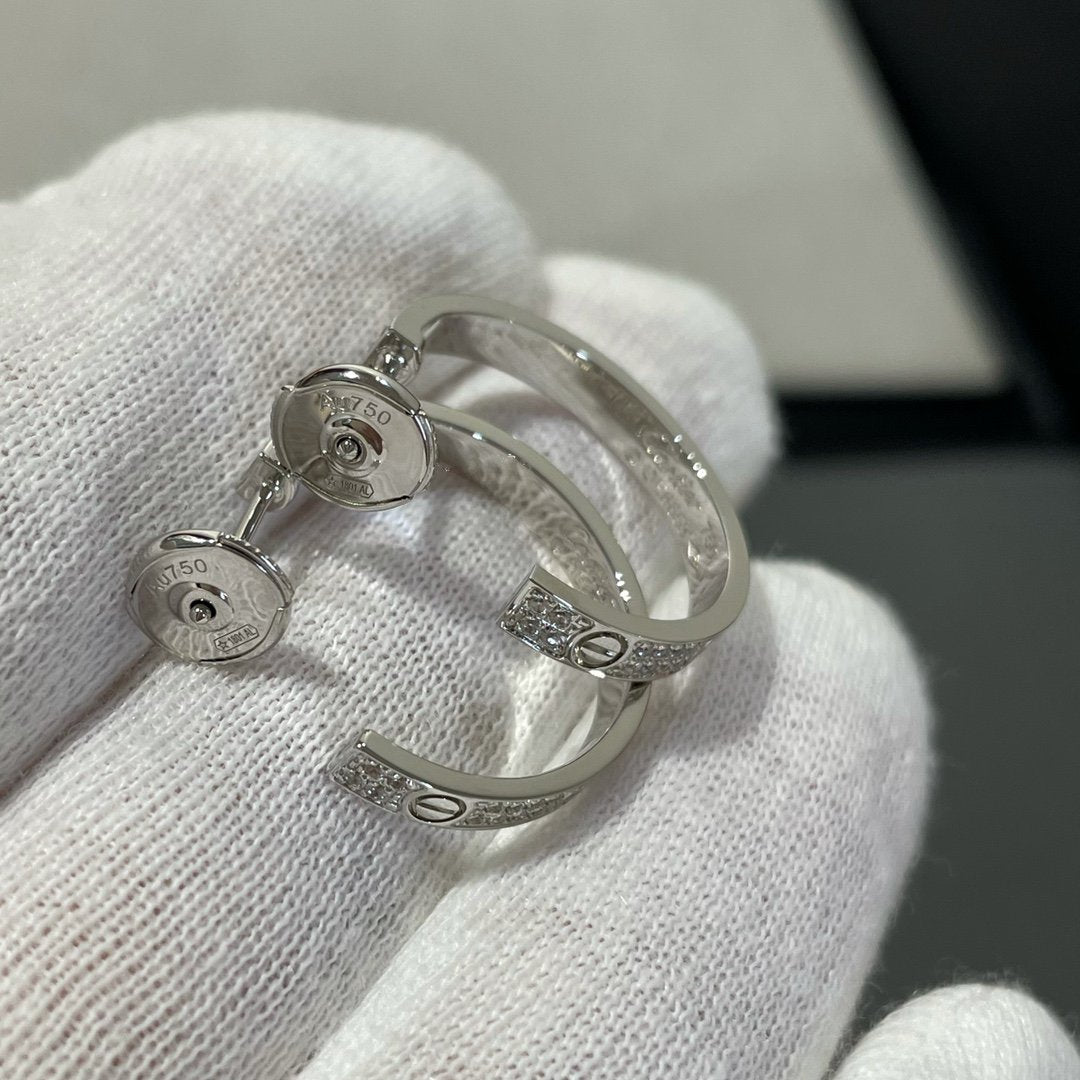 [OAK JURI]LOVE DIAMOND SILVER HOOP EARRINGS