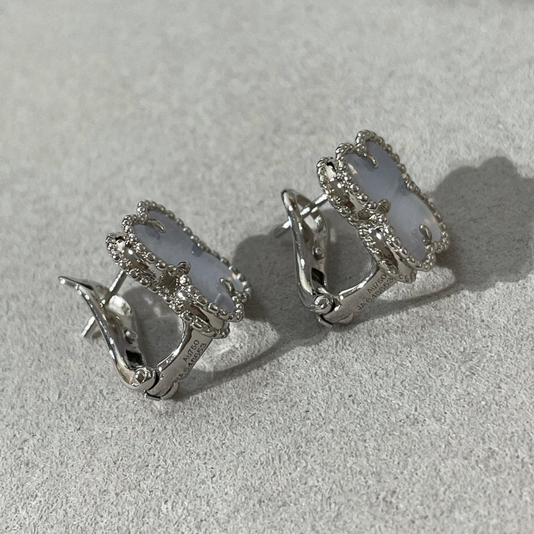 [OAK JURI]CLOVER CHALCEDONY SILVER STUD EARRINGS