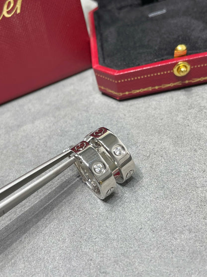 [OAK JURI]LOVE 5.5MM 1 DIAMOND EARRINGS
