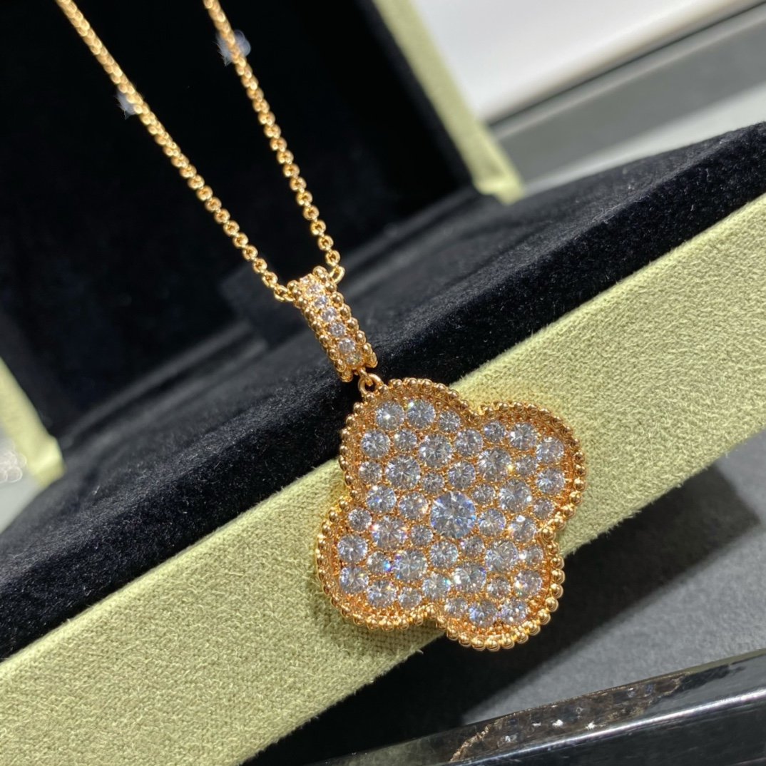 [OAK JURI]CLOVER 25MM LARGE PEDANT DIAMOND PAVED LONG NECKLACE