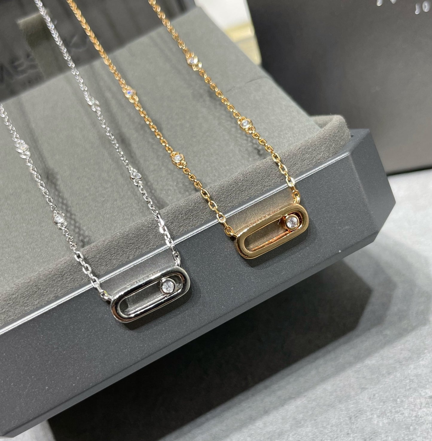 [OAK JURI]MOVE UNO DIAMOND NECKLACE