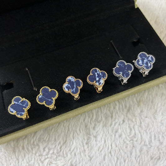[OAK JURI]CLOVER PIETERSITE MEDIUM STUD EARRINGS