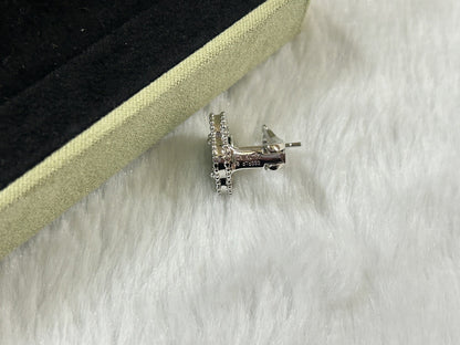 [OAK JURI]CLOVER PIETERSITE MEDIUM STUD EARRINGS