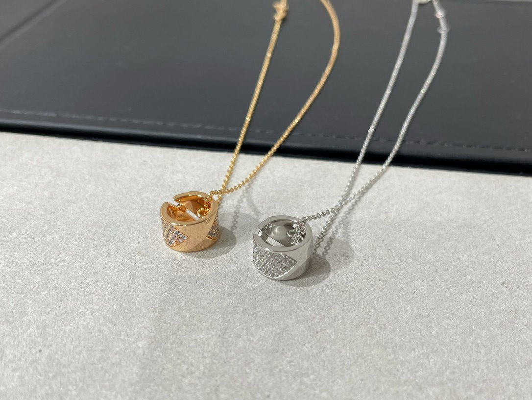 [OAK JURI]LIENS EVIDENCE DIAMOND PAVED NECKLACE