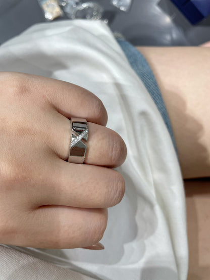 [OAK JURI]LIENS EVIDENCE DIAOMOND RING