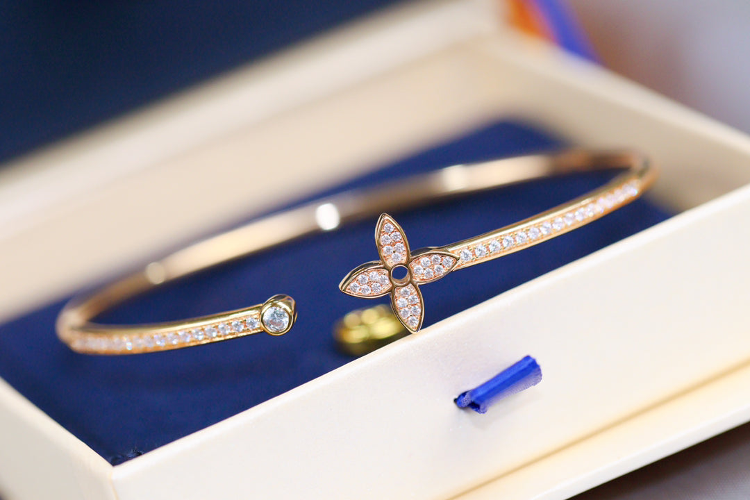 [OAK JURI]IDYLLE PINK GOLD OPEN BRACELET DIAMOND PAVED
