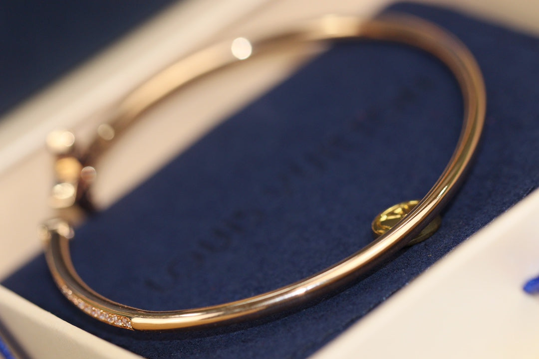 [OAK JURI]IDYLLE PINK GOLD OPEN BRACELET DIAMOND PAVED