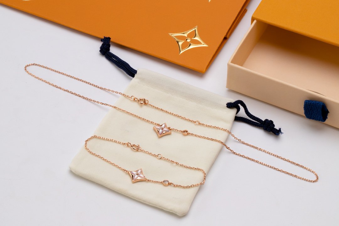 [OAK JURI]STAR PINK MOP 1 DIAMOND PINK GOLD NECKLACE