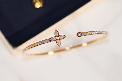 [OAK JURI]IDYLLE GOLD OPEN BRACELET DIAMOND PAVED