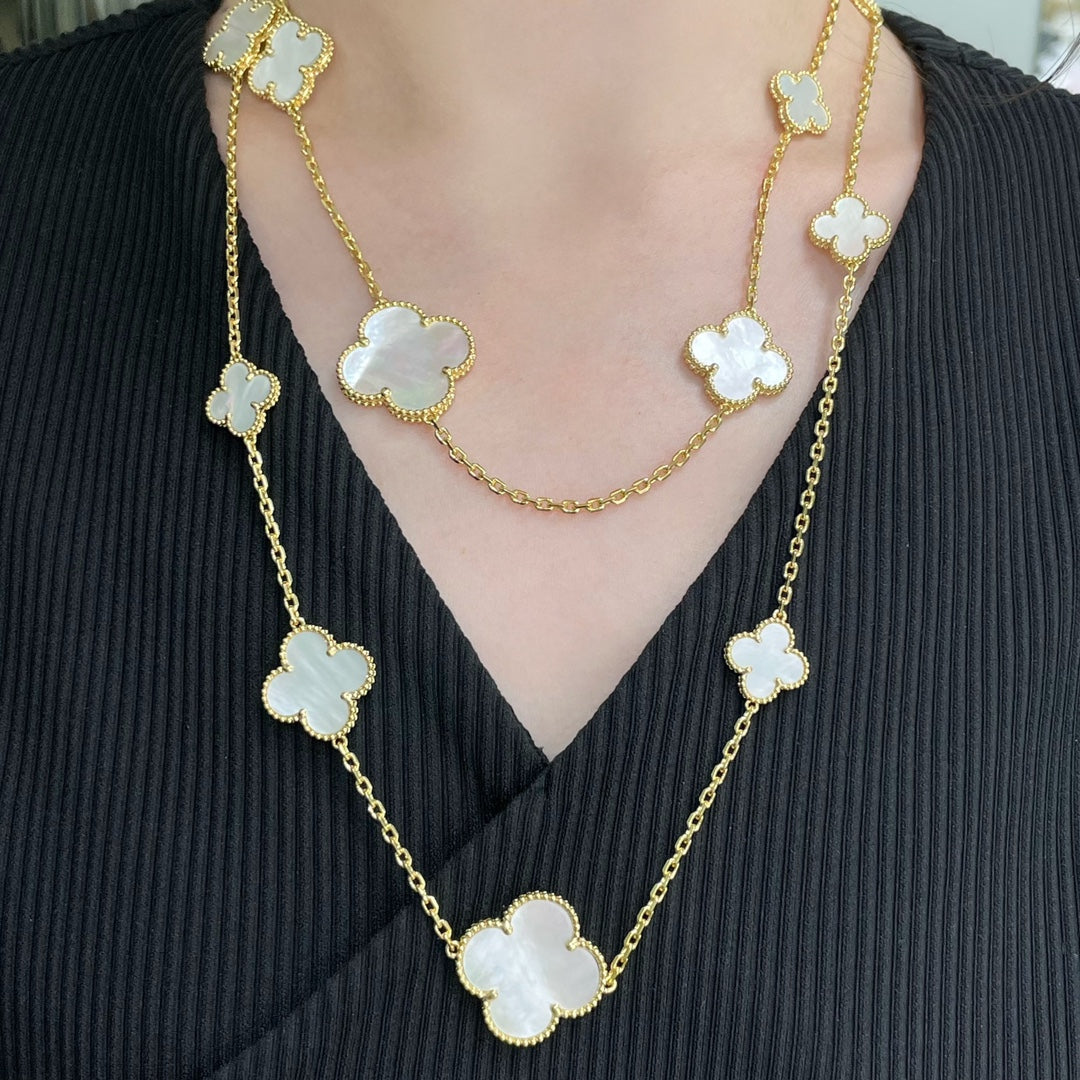 [OAK JURI]CLOVER 16 MOTIF WHITE MOP GOLD NECKLACE