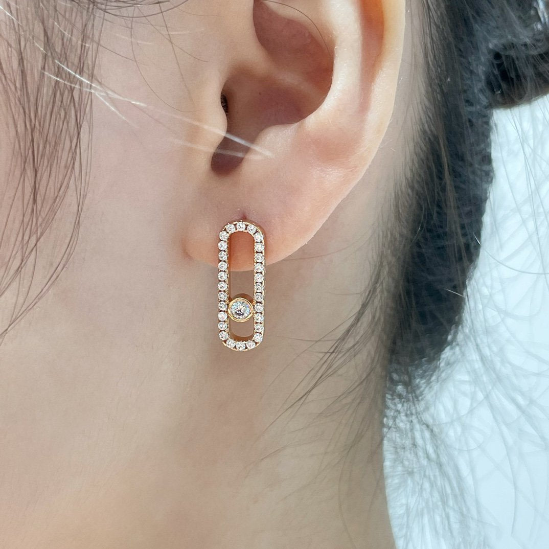 [OAK JURI]MOVE UNO STUD DIAMOND PAVED EARRINGS