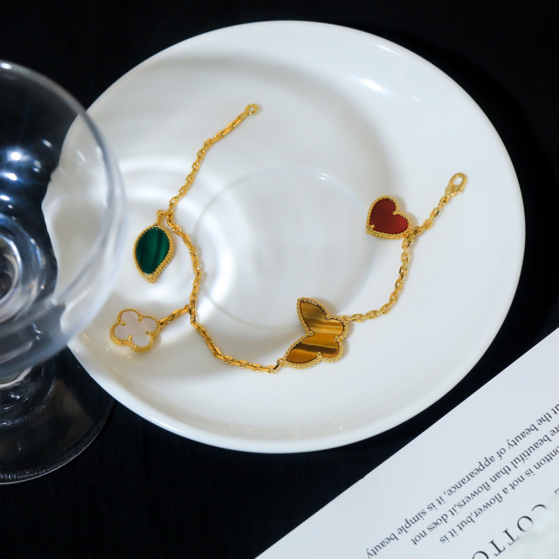 [OAK JURI]LUCKY SPRING 5 MOTIF GOLD BRACELET