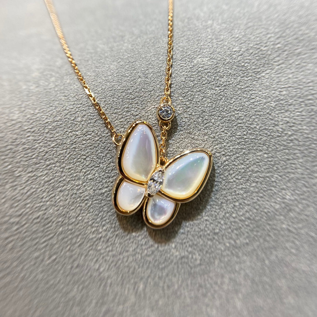 [OAK JURI]BUTTERFLY MOP DIAMOND NECKLACE
