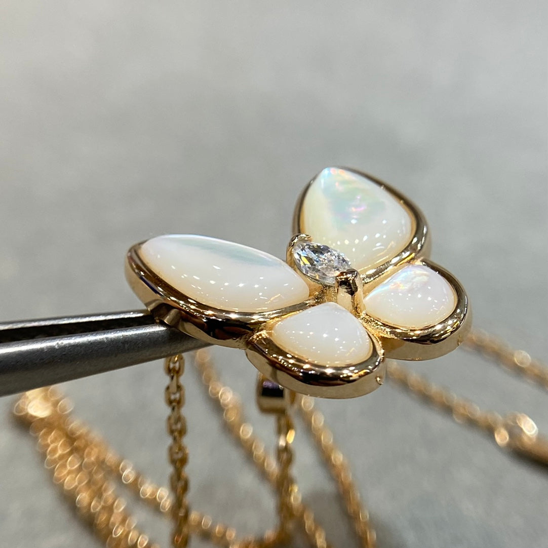 [OAK JURI]BUTTERFLY MOP DIAMOND NECKLACE