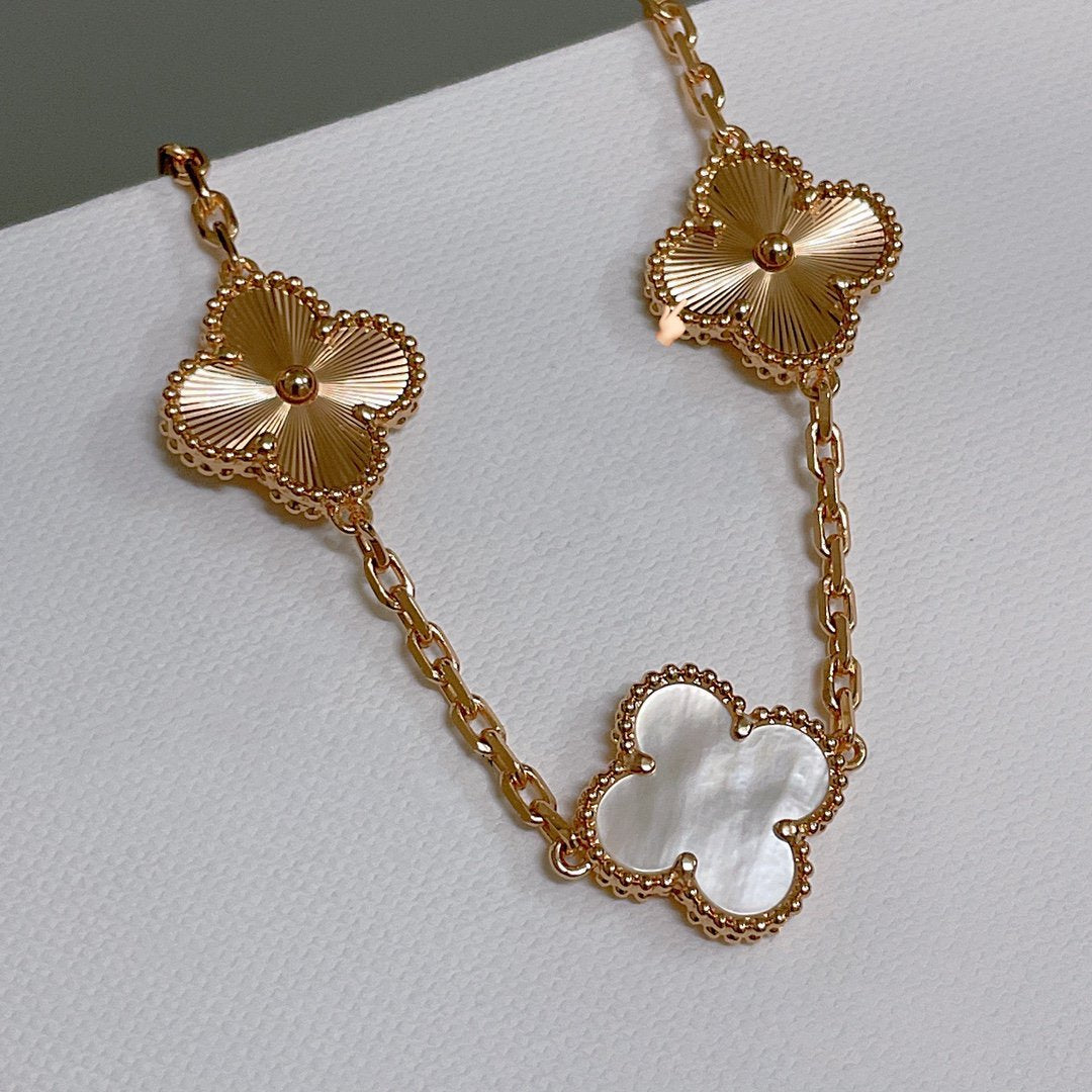 [OAK JURI]CLOVER BRACELET 5 MOTIF WHITE MOP PINK GOLD
