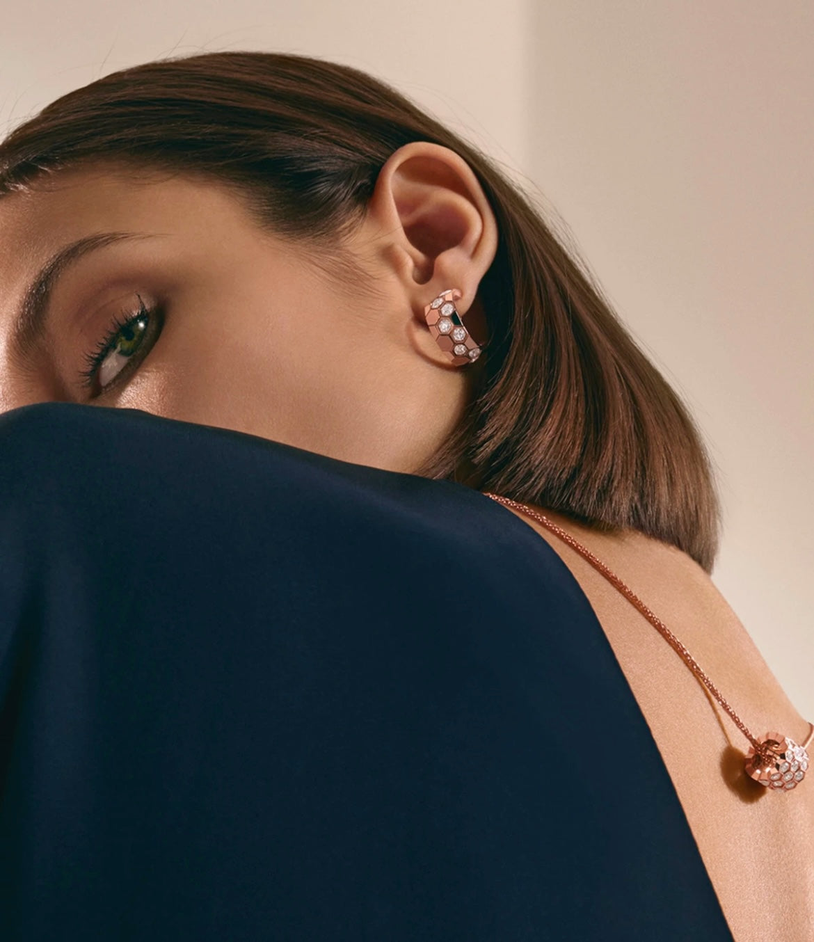 [OAK JURI]BEE LOVE DIAMOND HOOP EARRINGS