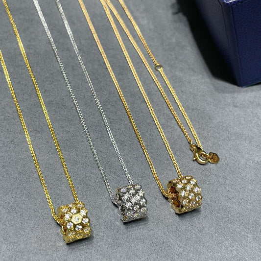 [OAK JURI]BEE LOVE DIAMOND PAVED 3 ROW NECKLACE