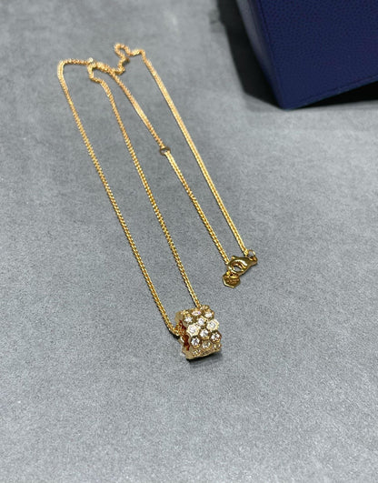 [OAK JURI]BEE LOVE DIAMOND PAVED 3 ROW NECKLACE