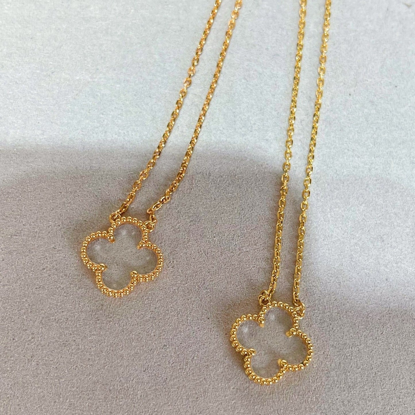 [OAK JURI]CLOVER ROCK CRYSTAL ROSE GOLD NECKLACE