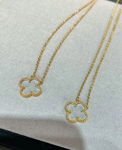 [OAK JURI]CLOVER ROCK CRYSTAL ROSE GOLD NECKLACE
