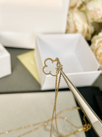[OAK JURI]CLOVER ROCK CRYSTAL ROSE GOLD NECKLACE