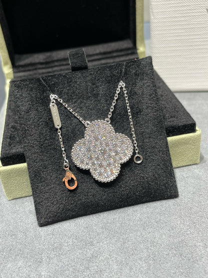 [OAK JURI]CLOVER 25MM LARGE PENDANT DIAMOND PAVED SILVER NECKLACE