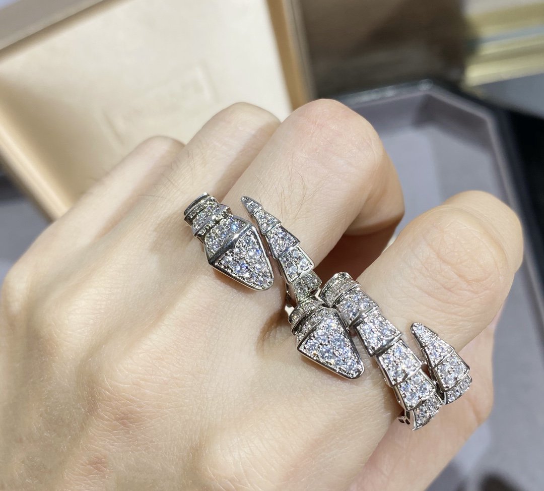 [OAK JURI]SERPENTI LARGE RING SILVER DIAMOND PAVED