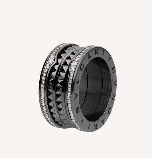 [OAK JURI]ZERO 1 ROCK FOUR-BAND BLACK CERAMIC WITH STUDDED SPIRAL AND PAVED DIAMONDS RING