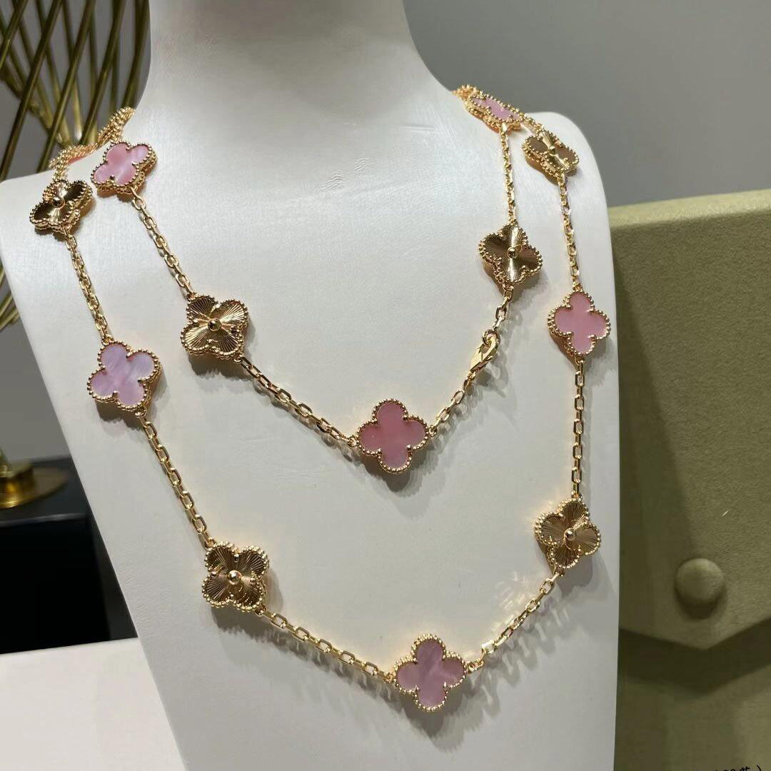 [OAK JURI]CLOVER 20 MOTIFS LASER PINK MOP NECKLACE