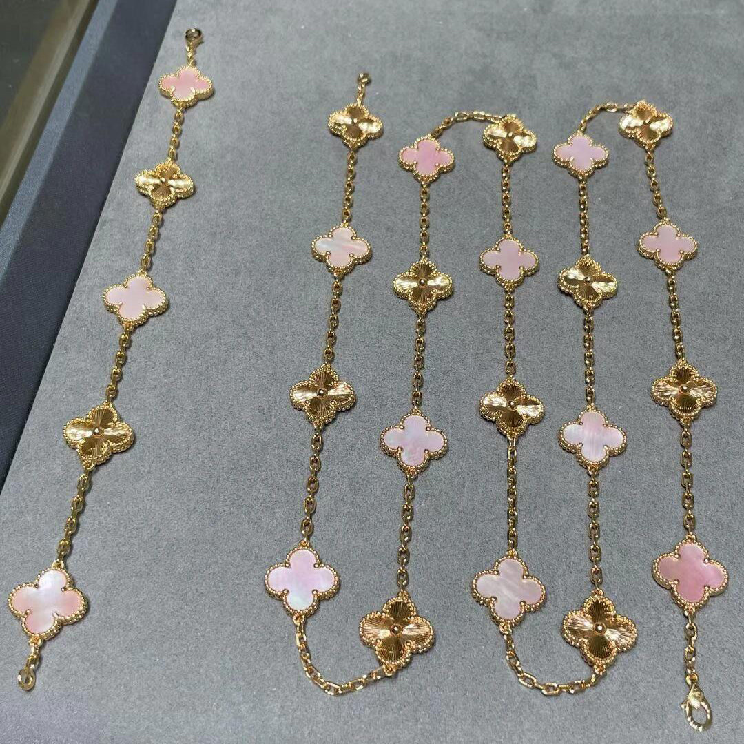 [OAK JURI]CLOVER 20 MOTIFS LASER PINK MOP NECKLACE