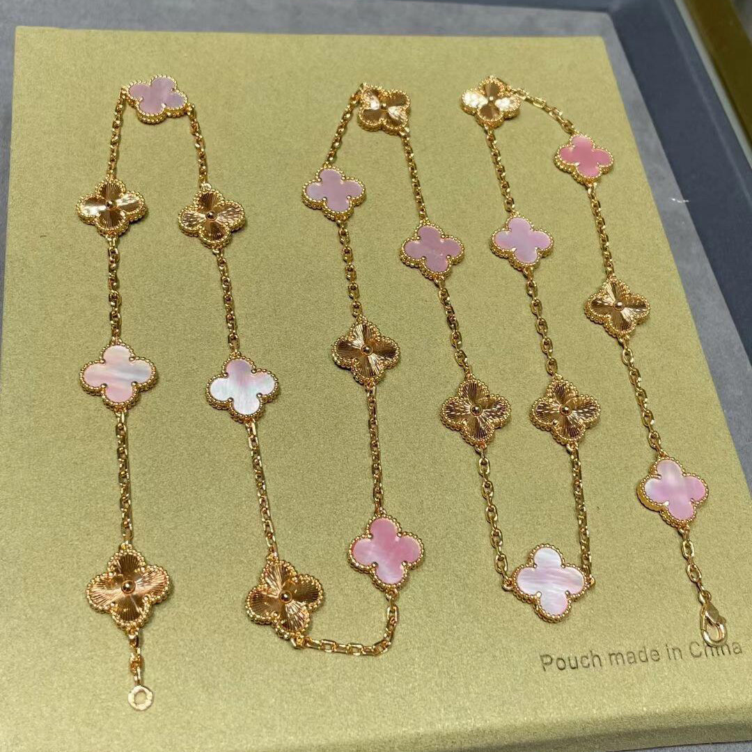 [OAK JURI]CLOVER 20 MOTIFS LASER PINK MOP NECKLACE