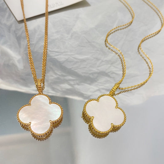 [OAK JURI]CLOVER 25MM MOP LARGE PENDANT NECKLACE